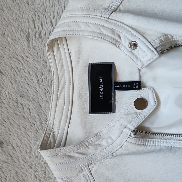 Le Chateau white PU leather jacket - Picture 2 of 8